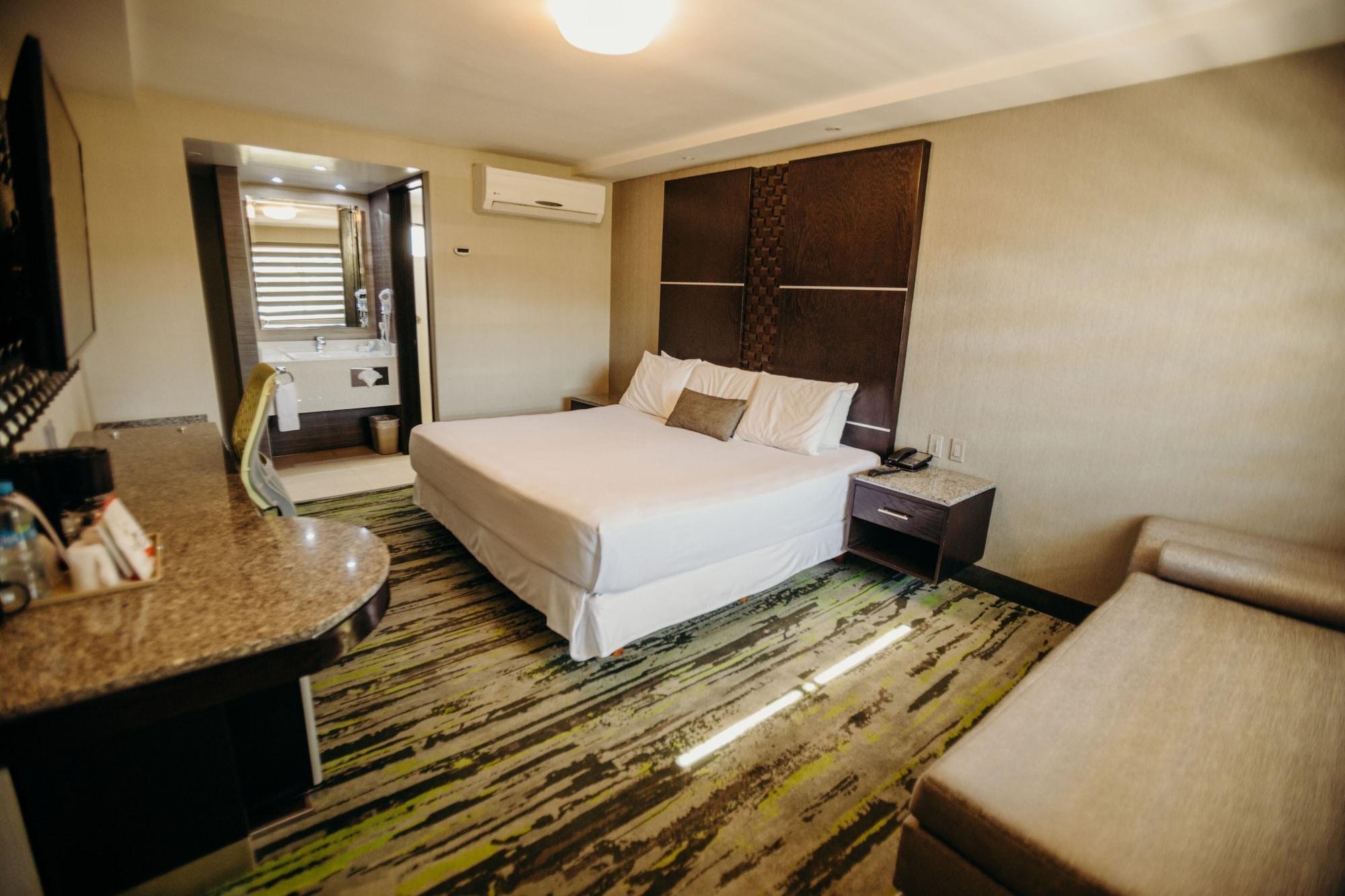 Hotel Calafia Mexicali Exterior photo
